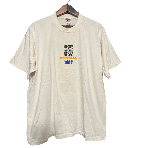 Vintage 1997 Sport & Social Clubs US Football T-Shirt XL Fruit Of The Loom - Picture 1 of 9